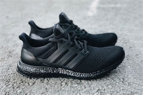 adidas herren ultra boost triple black